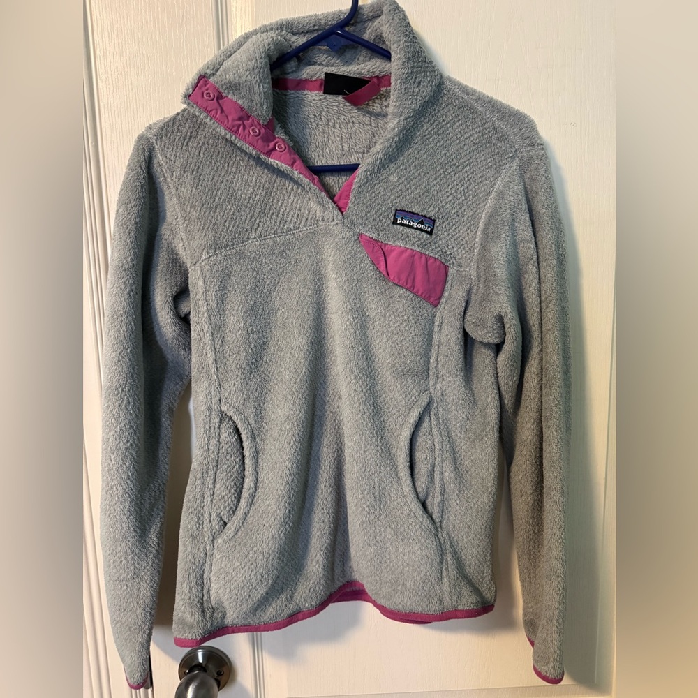 Patagonia Gray and Pink Fleece Sweater